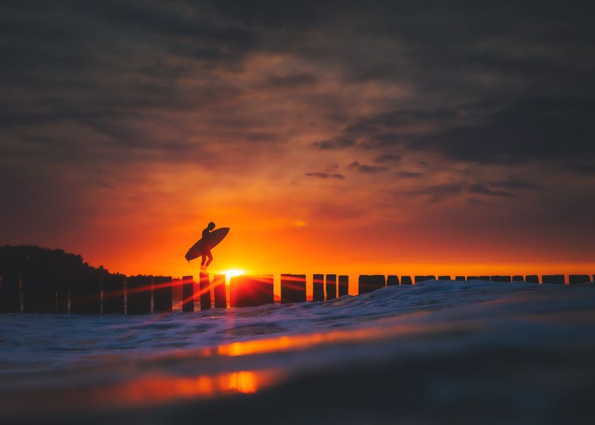 Krzysiek Jędrzejak – Sunset in Chalëpë