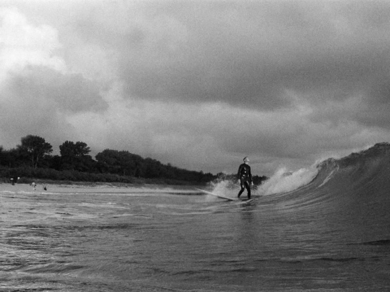 Krzysiek Jędrzejak – Cierpienia młodego surfera